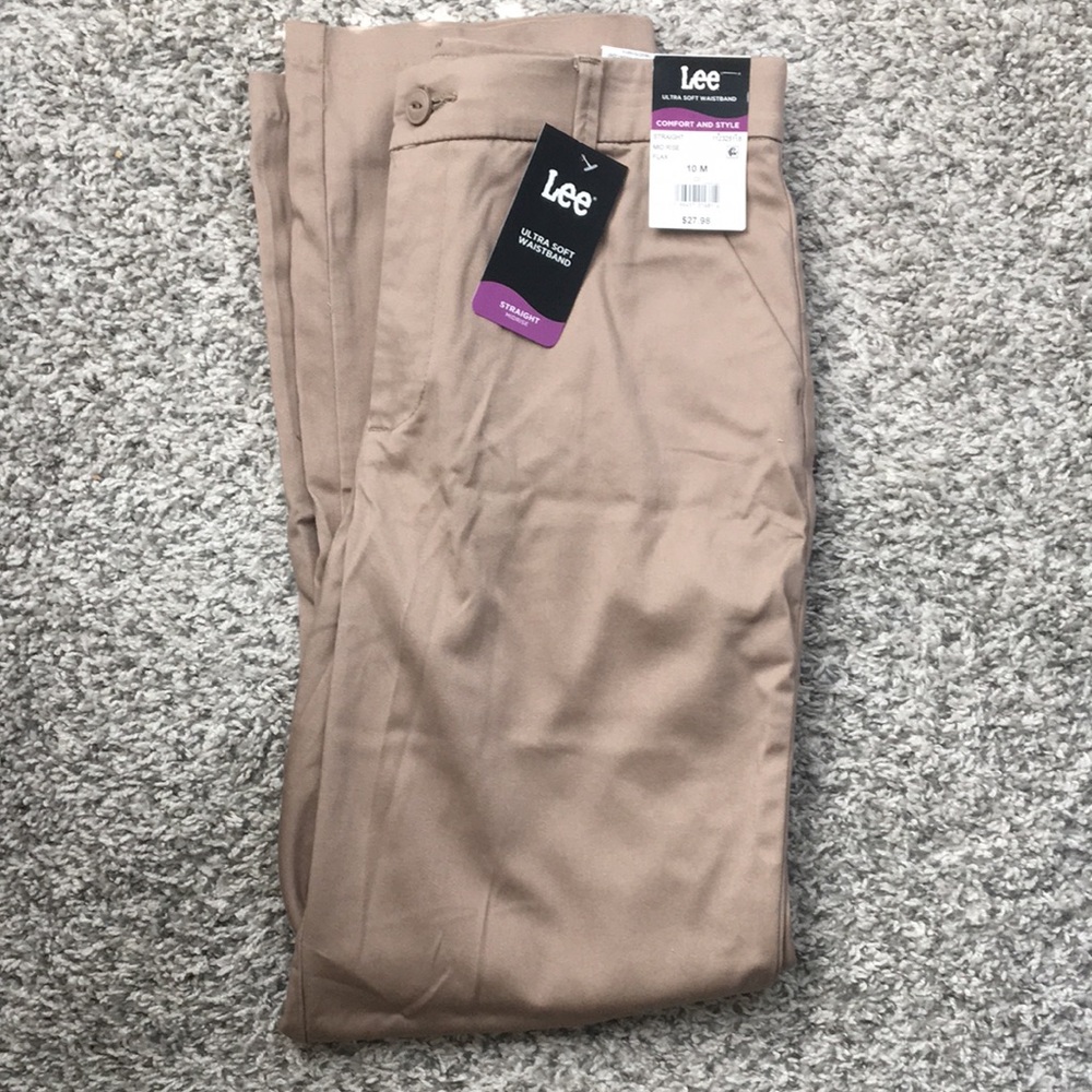 NWT Lee straight leg pants